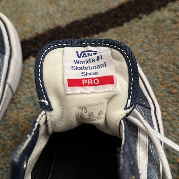 Vans old skool navy men’s size 7 or women’s size 8.5 - Picture 8 of 8